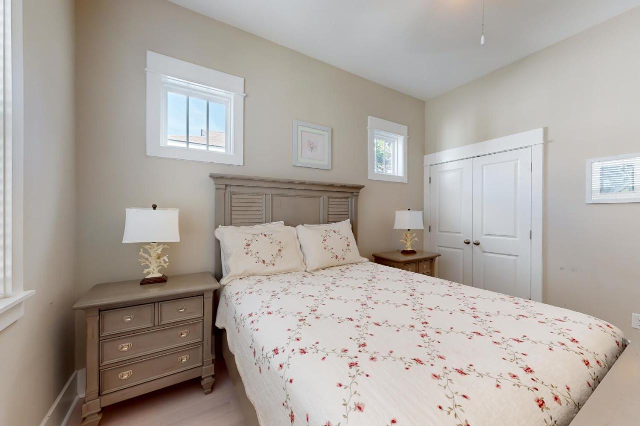 Seas The Day Villa Myrtle Beach Exterior photo